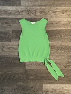 Ann Taylor LOFT • Petite Sleeveless Tie Detail Knit Top in Vibrant Green